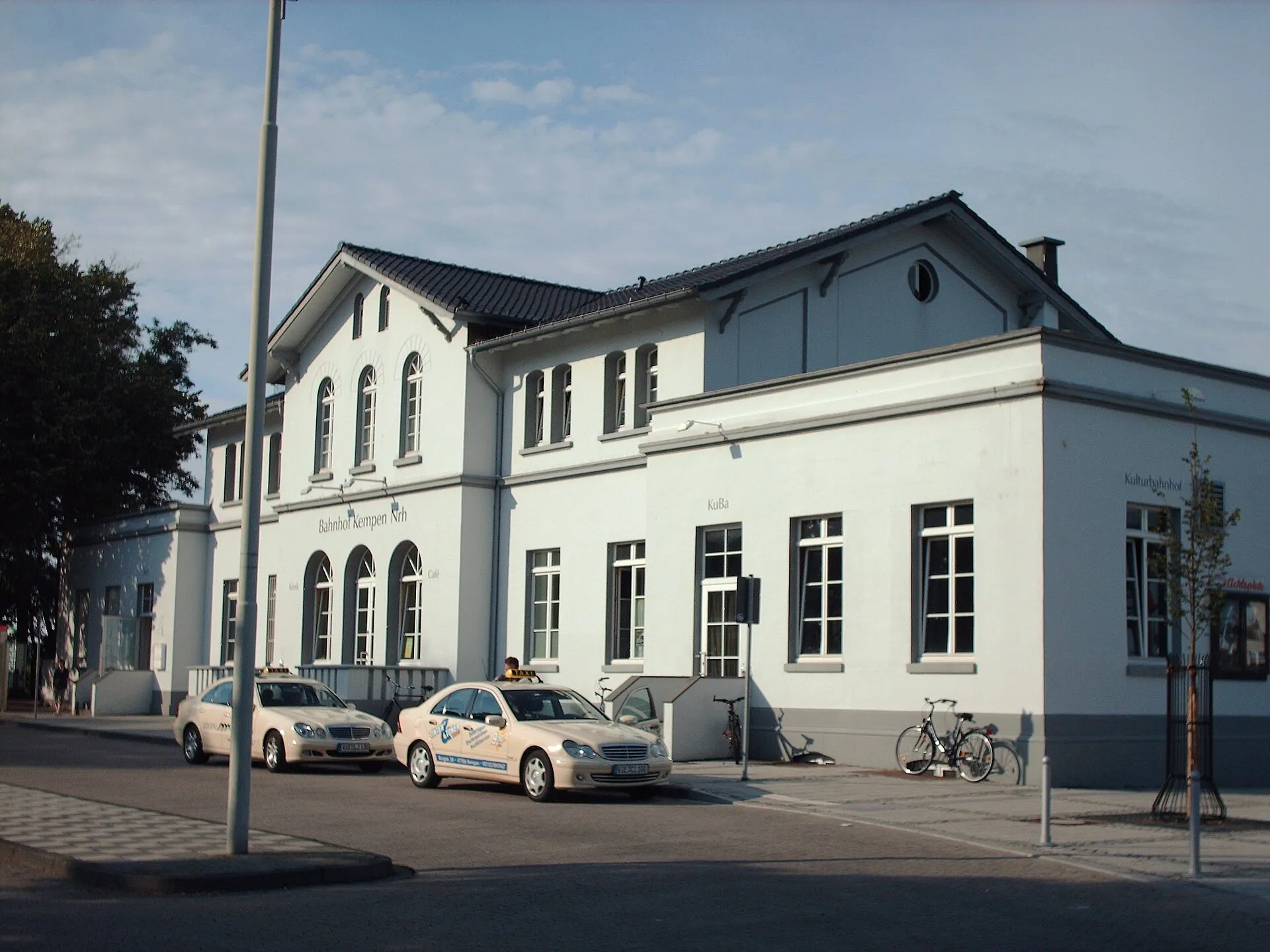 Bauwerke & Institutionen