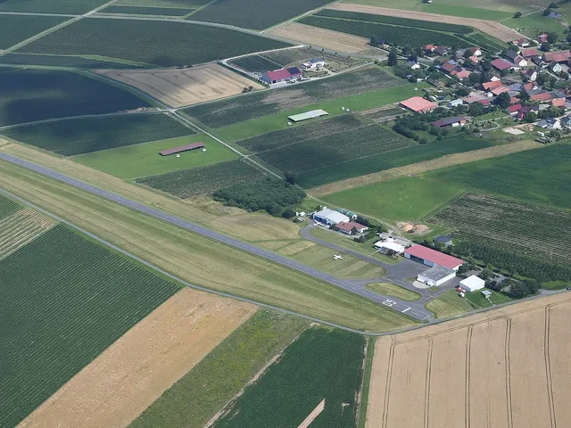 Flugplatz Mainbullau